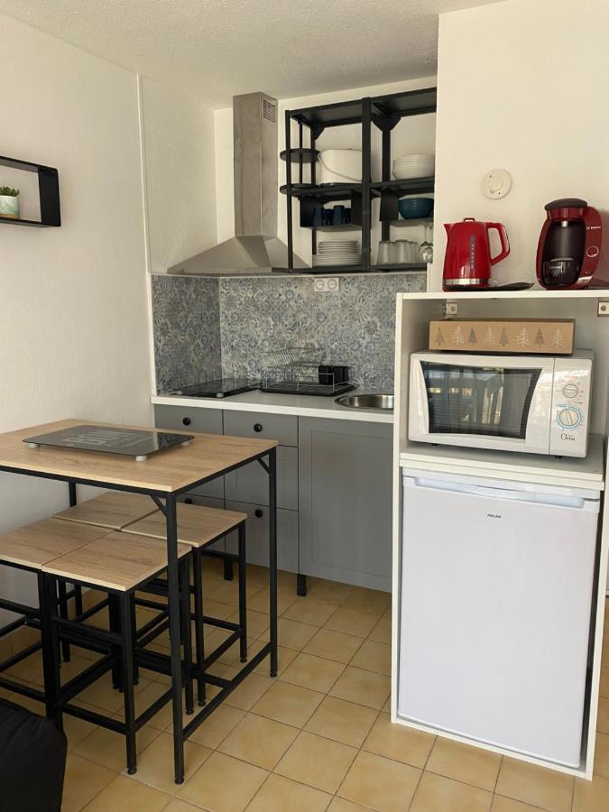 Petit T2 Proche De La Plage Sete Bagian luar foto