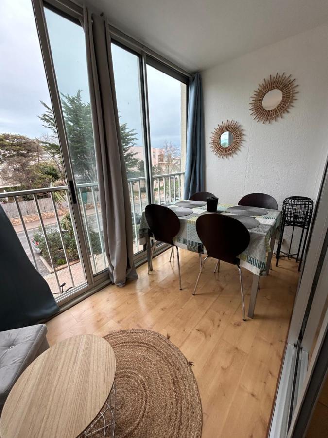 Petit T2 Proche De La Plage Sete Bagian luar foto